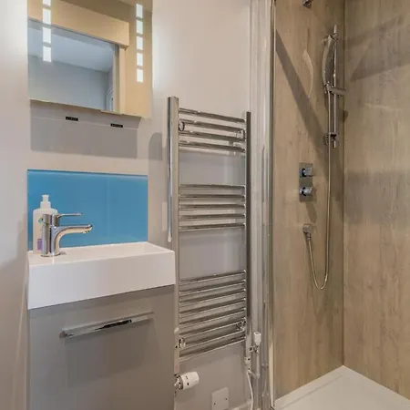 3 Bed In Oc-sz029 *